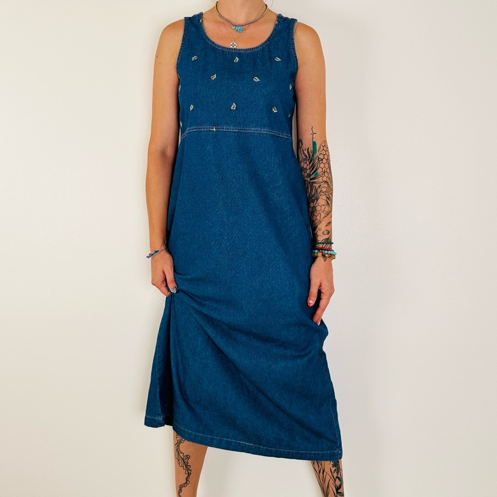 Vintage Erika&Co Denim Dress Midi Floral Embroidery Boho Sleeveless - Picture 8 of 12